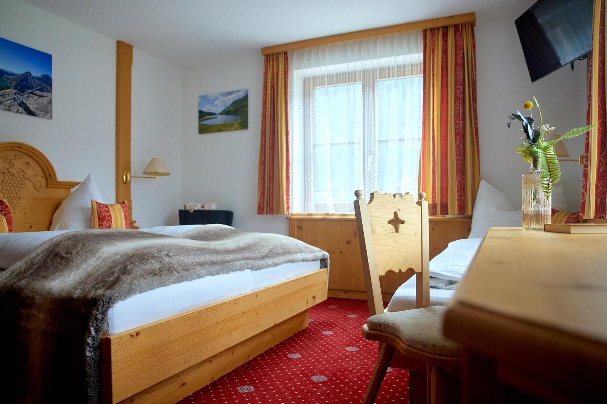 Montafon Moments Hotel Gortipohl Bagian luar foto